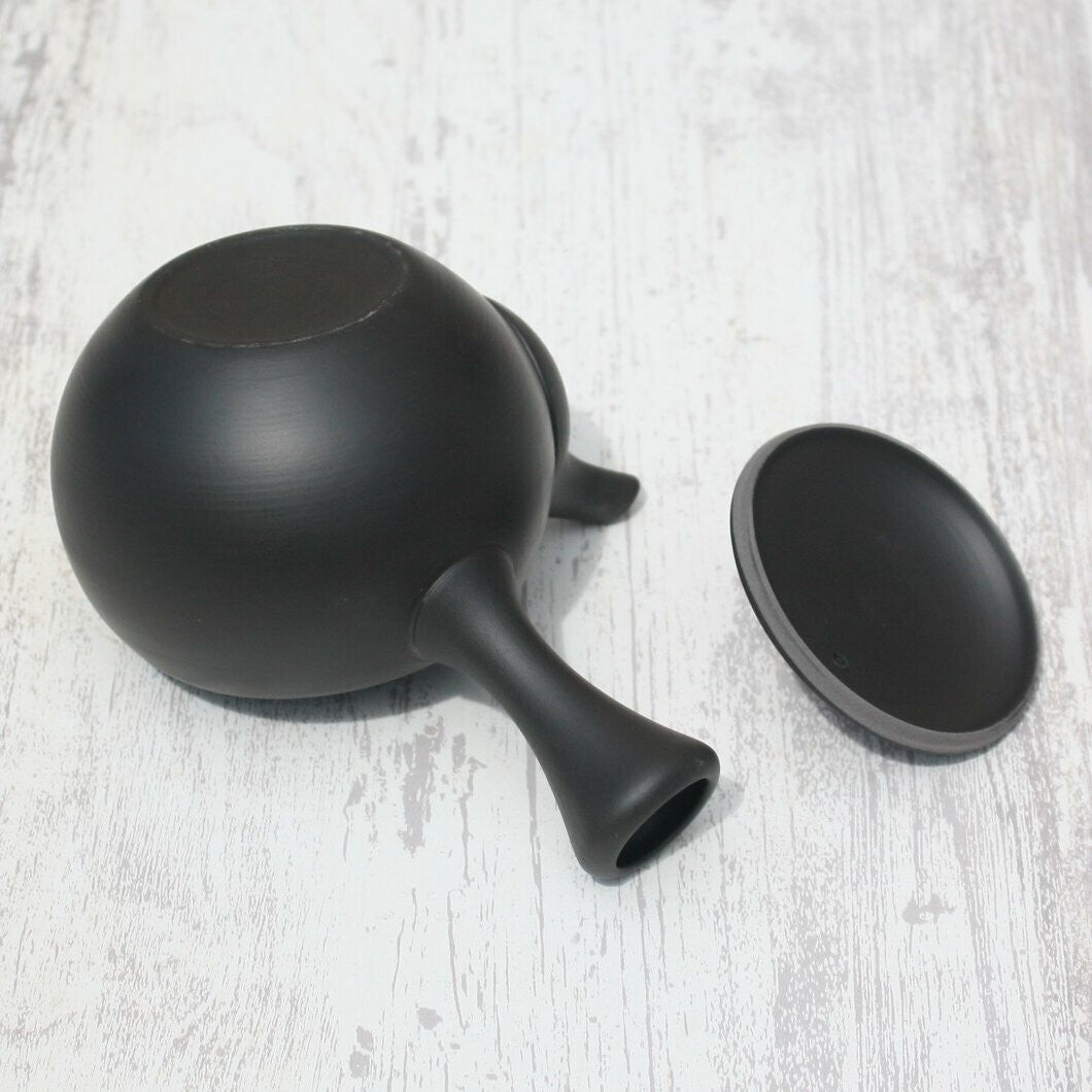 Black Clay Round Kyusu Teapot with Ceramic Strainer (Tokoname ware) - JJ Market